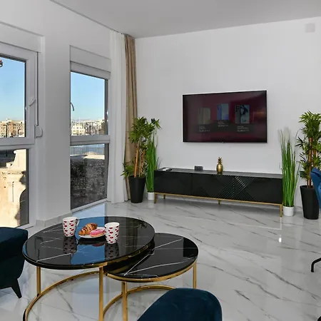 Luxury Gloria Old Town With Sea View Apartment