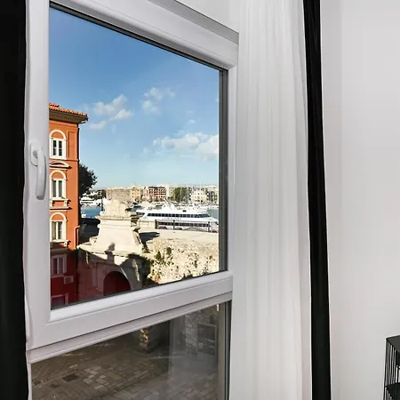 Luxury Gloria Old Town With Sea View